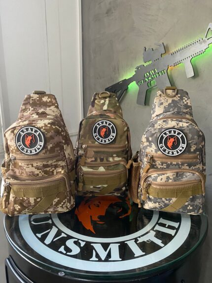 MOCHILA TRANSVERSAL CAMUFLADA